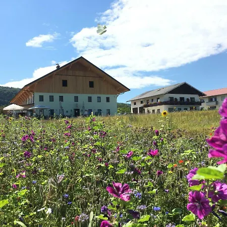 Inn Kreuzerhof *