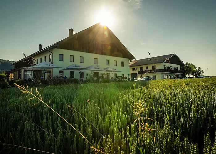 Han/Misafirhane Kreuzerhof Attersee